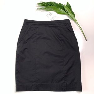 H&M Black Pencil Skirt, New with Tags, size 6